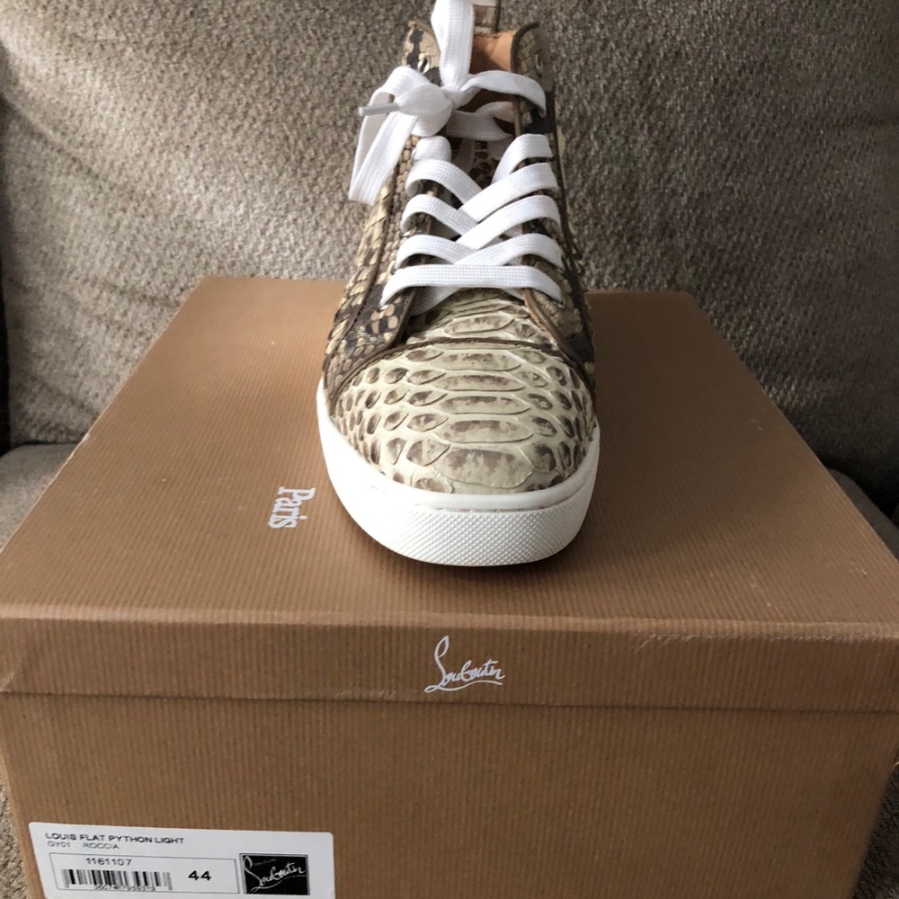 Tan python (glow in the dark) Christian Louboutin